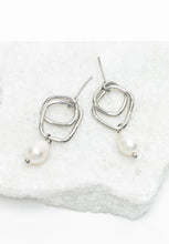 Load image into Gallery viewer, Everlasting Pearl Earrings in White Gold