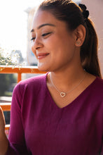 Load image into Gallery viewer, Hammered Heart Necklace