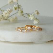Load image into Gallery viewer, Crystal Hoop Earrings