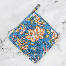 Load image into Gallery viewer, Tuscan Bloom Pot Holder