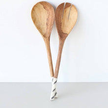 Load image into Gallery viewer, Bone Handle Spoon Set