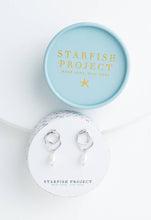 Load image into Gallery viewer, Everlasting Pearl Earrings in White Gold